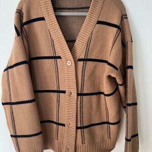 OAK + FORT Camel and Black Checkered Cardigan